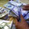 الليرة اللبنانية تهبط نحو قاع جديد تاريخي أمام الدولار